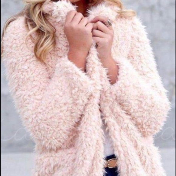 1 left🆕 Soft Blush Shaggy Teddy Bear Cozy Coat - Picture 2 of 6